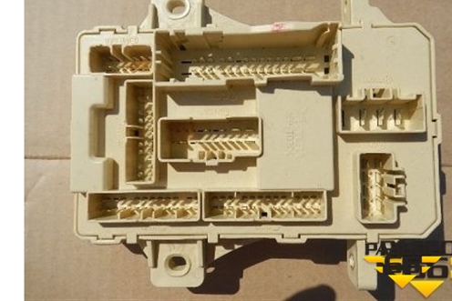 Блок предохранителей салонный (919501H510) для Hyundai i30 с 2007-2012г (Ай30)