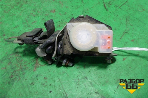 Ремень безопасности задний центральный для Hyundai Getz с 2002г (Гетц)