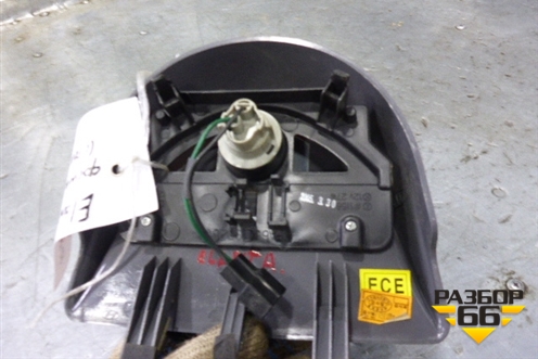 Фонарь задний стоп сигнал (927502D000) для Hyundai Elantra 3 (XD) с 2000-2010г (Элантра)