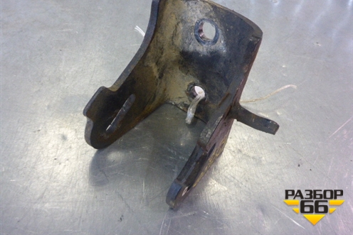 Кронштейн двигателя передний для Hyundai Elantra 3 (XD) с 2000-2010г (Элантра)