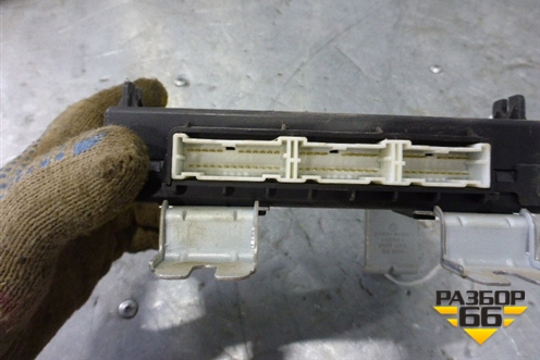 Блок электронный (управления штатной сигнализацией) (954002W580) для Hyundai Santa Fe с 2012-2018г (Санта Фе)