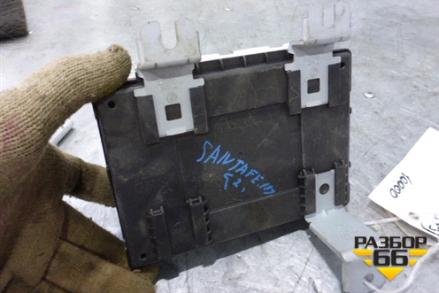 Блок электронный (управления штатной сигнализацией) (954002W580) для Hyundai Santa Fe с 2012-2018г (Санта Фе)