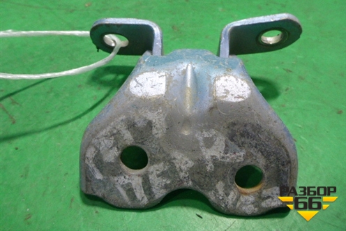 Петля двери передней правой нижняя (793251C000) для Hyundai Getz с 2002г (Гетц)