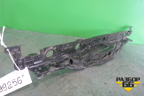 Панель передняя (верхняя часть) (641013Z001) для Hyundai i40 с 2011г (Ай40)