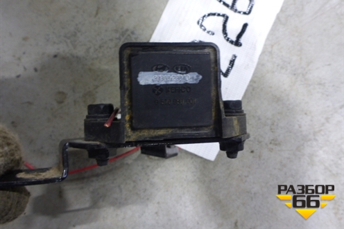 Датчик ускорения (3936022040) для Hyundai Getz с 2002г (Гетц)