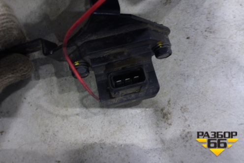 Датчик ускорения (3936022040) для Hyundai Getz с 2002г (Гетц)