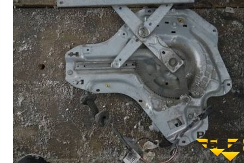 Стеклоподъёмник электрический задний правый для Hyundai Elantra 3 (XD) с 2000-2010г (Элантра)