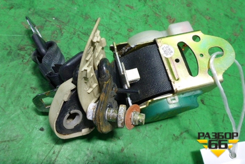 Ремень безопасности задний центральный (898101C210BJ) для Hyundai Getz с 2002г (Гетц)