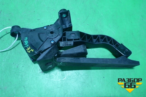 Педаль газа электронная (30039C3Z000) для Hyundai i40 с 2011г (Ай40)