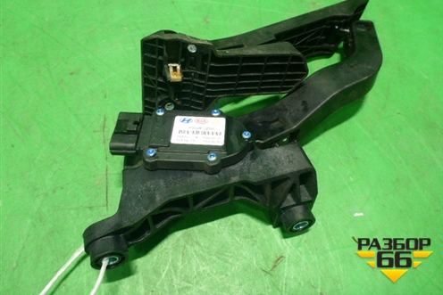 Педаль газа электронная (30039C3Z000) для Hyundai i40 с 2011г (Ай40)