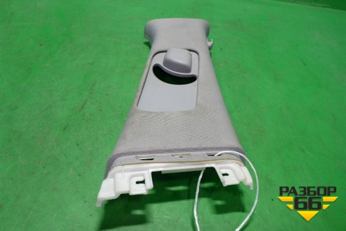 Обшивка стойки центральная верхняя правая (858403Z000) для Hyundai i40 с 2011г (Ай40)