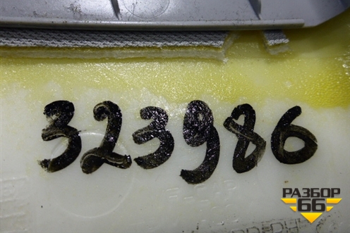 Обшивка стойки центральная верхняя правая (858403Z000) для Hyundai i40 с 2011г (Ай40)