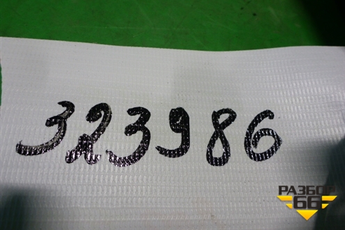 Обшивка стойки центральная верхняя правая (858403Z000) для Hyundai i40 с 2011г (Ай40)