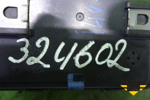 Блок электронный (управления стояночным тормозом) (597903Z500) для Hyundai i40 с 2011г (Ай40)