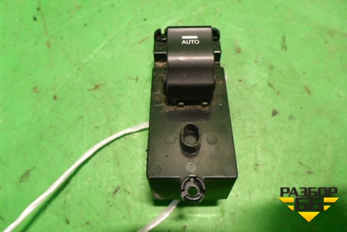 Кнопка стеклоподъёмника (двери задней правой) (935803Z050) для Hyundai i40 с 2011г (Ай40)