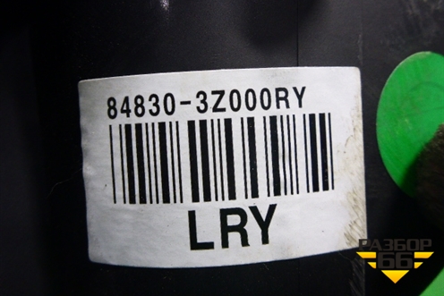 Накладка на щиток приборов (848303Z000) для Hyundai i40 с 2011г (Ай40)