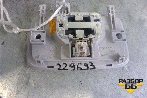Плафон салонный центральный (928503X000) для Hyundai Elantra 5 с 2010-2016г (Элантра)