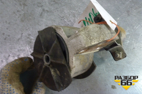 Опора двигателя правая для Hyundai Aсcent с 2000г (Акцент)