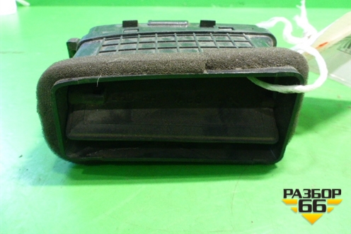 Дефлектор воздушный центральный (правый) для Hyundai Matrix с 2001-2010г (Матрикс)