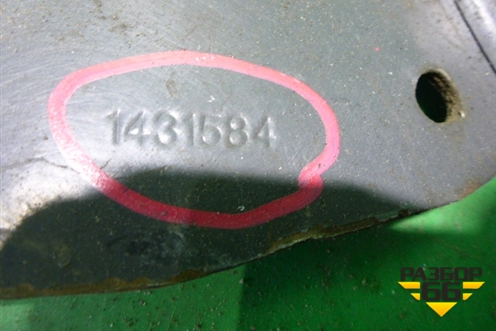 Кронштейн подножки  (левый) (1431584) для Scania 5 R Series с 2004-2016г