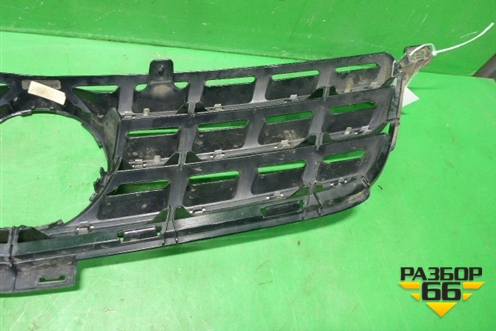Решетка радиатора (A1668800123) для Mercedes Benz ML-Klass W166 c 2011г (МЛ)
