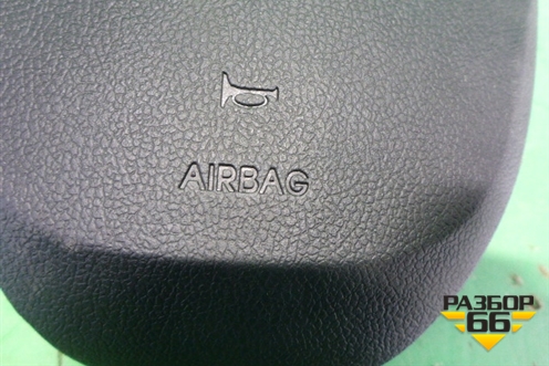 Крышка AIR BAG в рулевое колесо (новая) для Hyundai i20 с 2008г (Ай20)