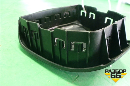 Крышка AIR BAG в рулевое колесо (новая) для Hyundai i20 с 2008г (Ай20)