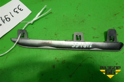 Накладка на решетку радиатора (левая верхняя после 2014г) для Lexus GX-460 с 2009г (ГХ)