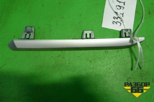 Накладка на решетку радиатора (левая нижняя) для Lexus GX-460 с 2009г (ГХ)