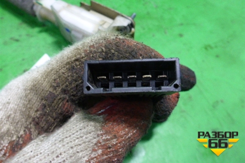 Моторчик регулировки ремня безопасности (левый) (602044200) для Audi A8 с 2002-2010г (А8)