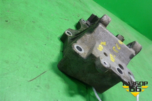 Кронштейн генератора (1.8л EW7A) для Peugeot 407 с 2004г