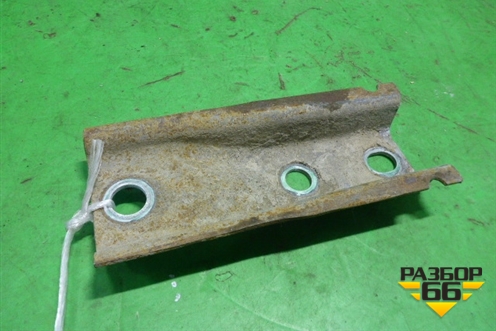 Кронштейн подрамника для Peugeot 407 с 2004г