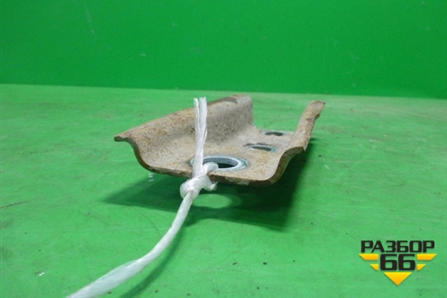 Кронштейн подрамника для Peugeot 407 с 2004г