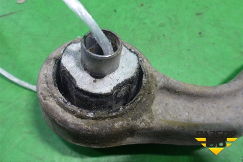 Рычаг задний продольный правый для Peugeot 407 с 2004г