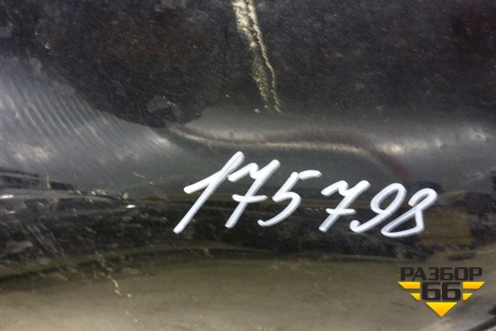 Бампер задний (без юбки до 2015г под парктроник) для Volkswagen Touareg с 2010-2018г (Туарег)