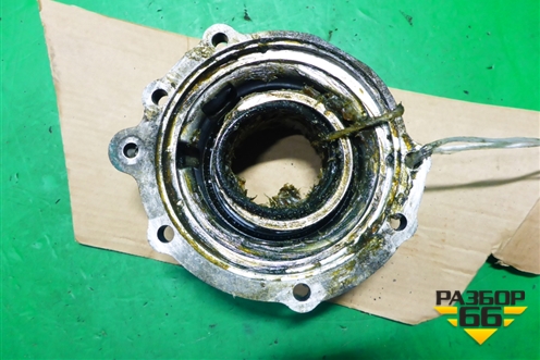Фланец КПП (в сборе) для Mercedes Benz TRUCK Axor 2 с 2004г (Аксор)