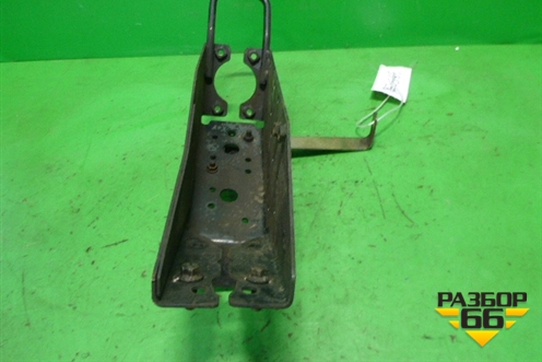 Кронштейн кабины (левый задний) для Isuzu ELF (N-series) с 2006-2014г (Эльф)