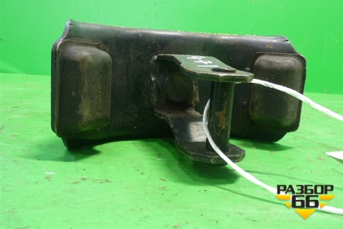 Замок кабины (ответная часть) для Isuzu ELF (N-series) с 2006-2014г (Эльф)