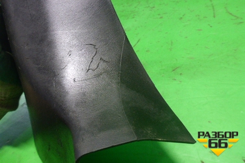 Обшивка багажника на заднюю панель (правая седан) (98ABF13024AEW) (98ABf13024AFW) для Ford Focus 1 с 1998-2004г (Фокус) (98ABF13024AFW)