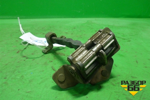 Ограничитель двери правой  (1930649) для Scania 5 R Series с 2004-2016г