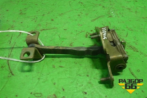 Ограничитель двери правой  (1930649) для Scania 5 R Series с 2004-2016г