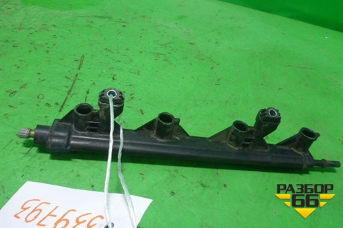 Рейка топливная рампа (1.6л 10FHB) для Peugeot 408 с 2012г