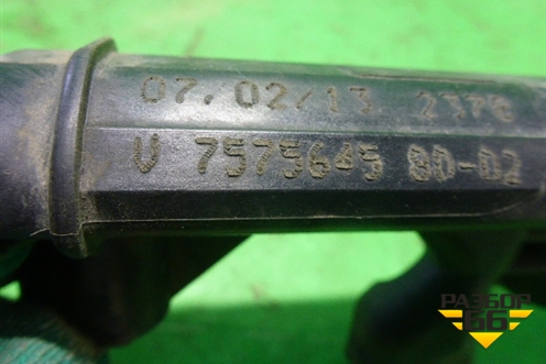 Рейка топливная рампа (1.6л 10FHB) для Peugeot 408 с 2012г