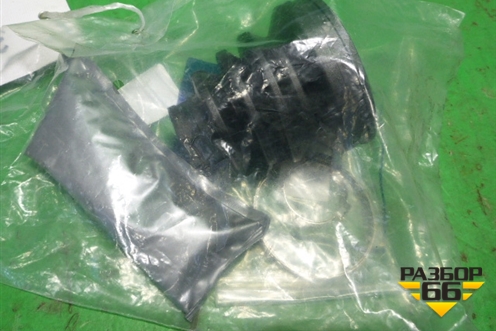 Пыльник шруса внутреннего (задний новый комплект) (D8244B) для Honda CR-V(RD4) с 2002-2006г (ЦРВ СРВ)