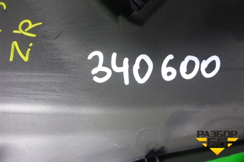 Обшивка двери задней правой под механику (седан) (BM51A2740601) для Ford Focus 3 с 2011г (Фокус)