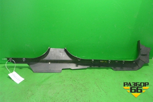 Накладка порога внутренняя правая (5-ти дверный кузов хетчбэк) (13113980) для Opel Astra H с 2004-2015г (Астра Аш)