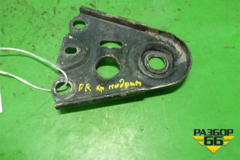 Кронштейн переднего подрамника для Volvo XC90 с 2002-2015г (ХС90)