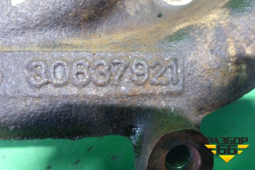 Коллектор выпускной (2.5л B5254T) (30637921) для Volvo XC90 с 2002-2015г (ХС90)