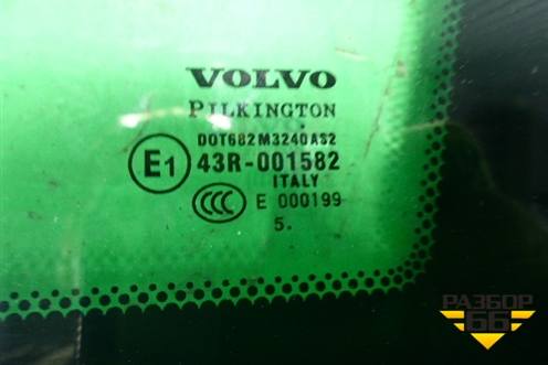 Стекло глухое правое (2005г не пакет) (30779651) для Volvo XC90 с 2002-2015г (ХС90)