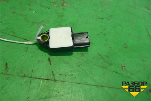 Датчик AIR BAG (8651A001) для Peugeot 4007 с 2008г